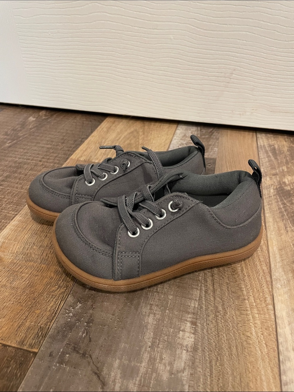 Kids Grey Canvas Lace-Up Shoes with Brown Sole chubby feet shoes!!! Size 8